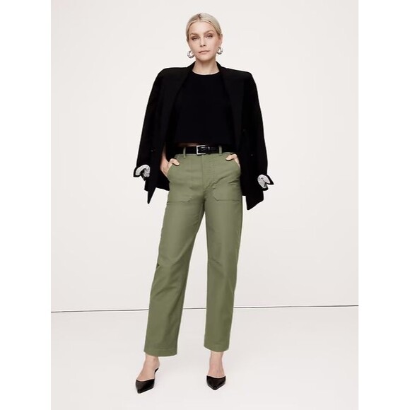 Banana Republic Pants - Banana Republic High Rise Barrel Utility Chino Pants Womens 6 Olive Green